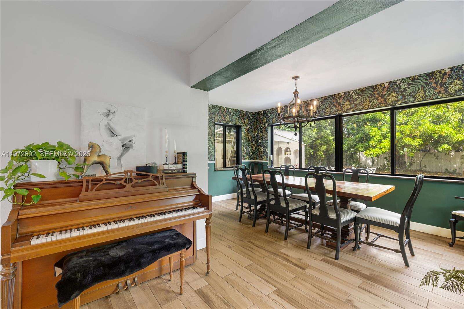 2421 187th St, Miami, FL 33180 | Picture 27