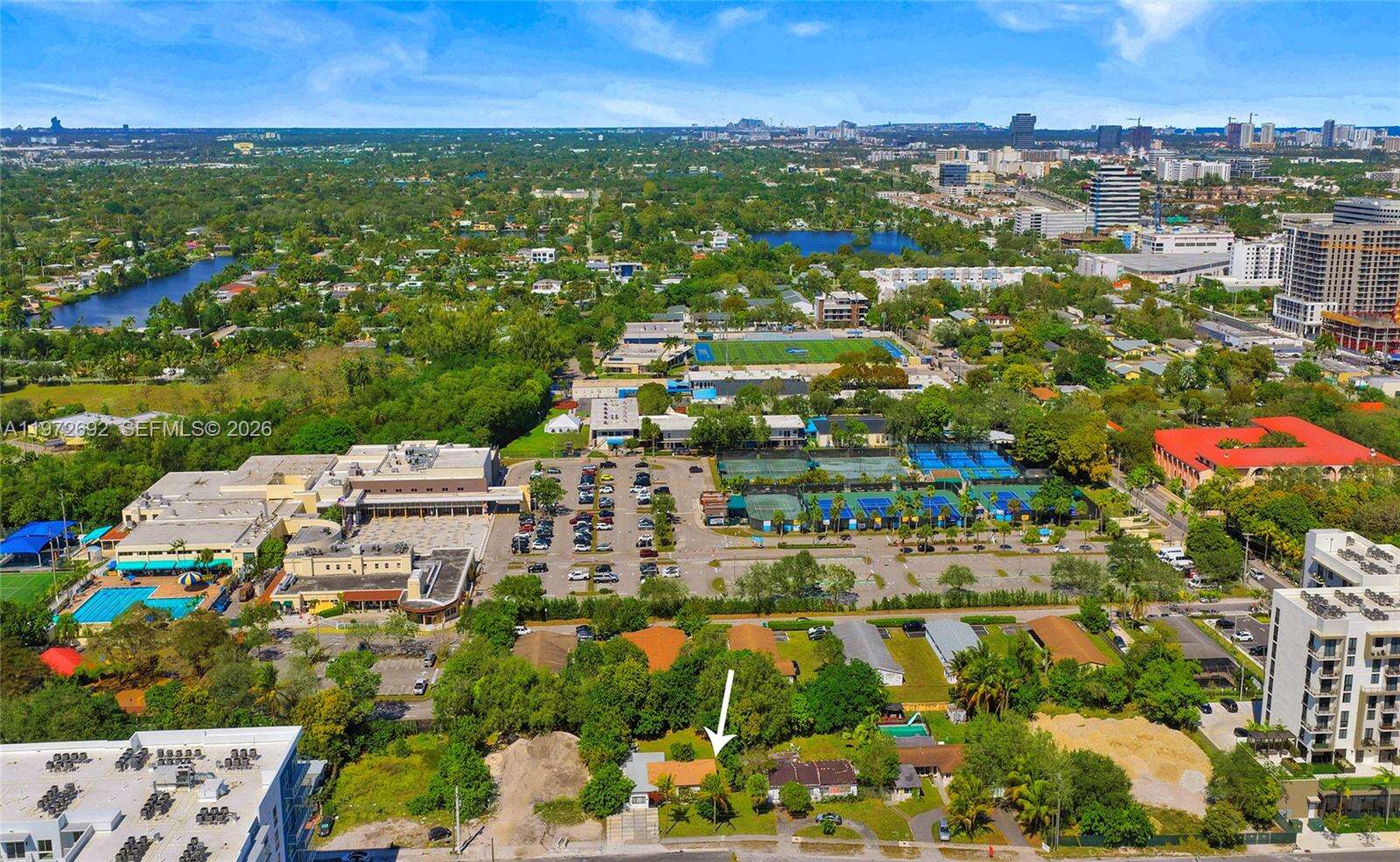 2421 187th St, Miami, FL 33180 | Picture 38