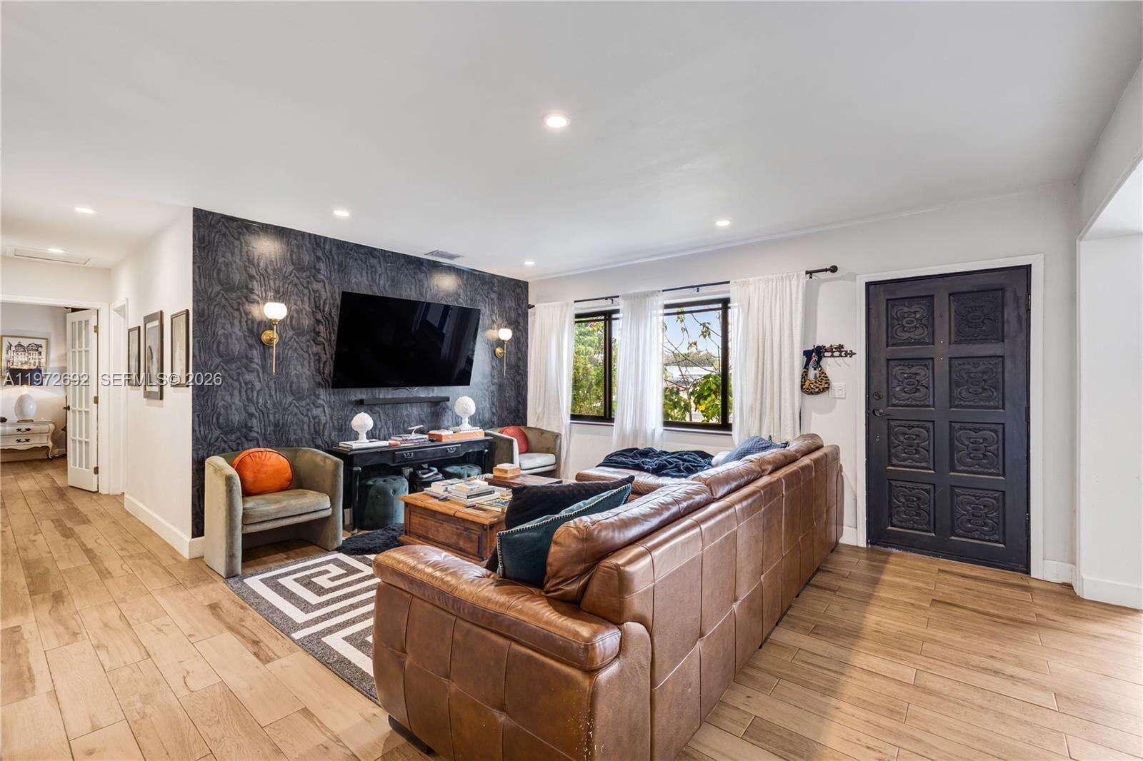 2421 187th St, Miami, FL 33180 | Picture 9