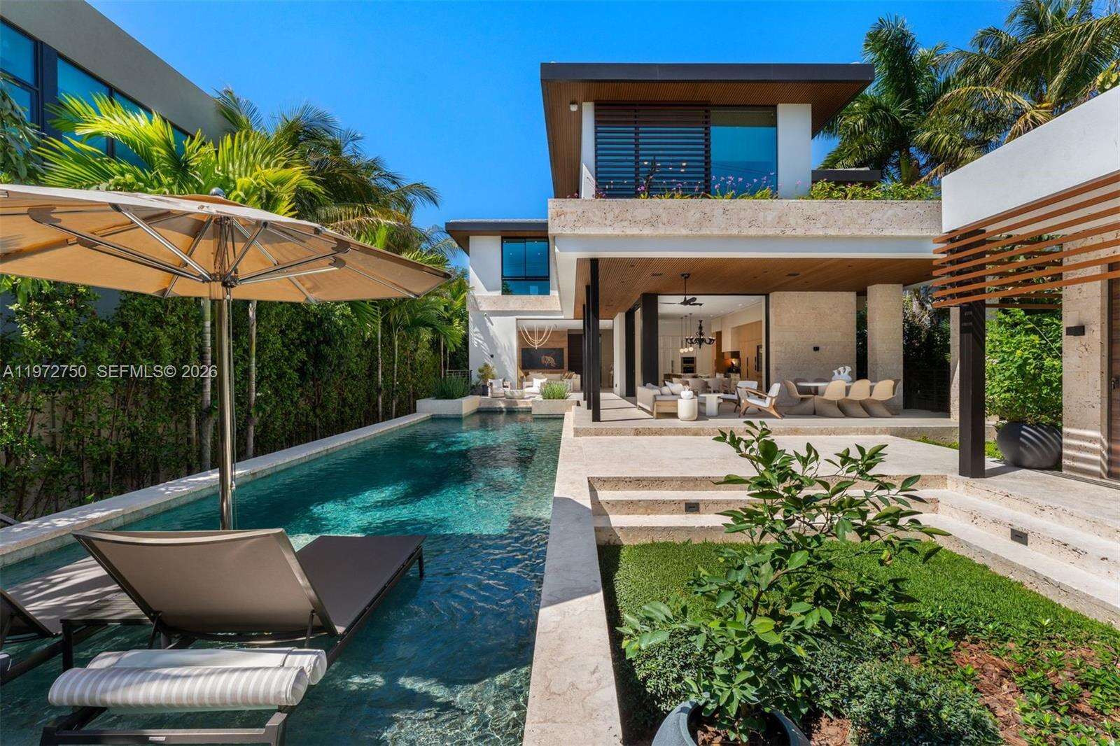 2145 Meridian Ave, Miami Beach, FL 33139 | Picture 1