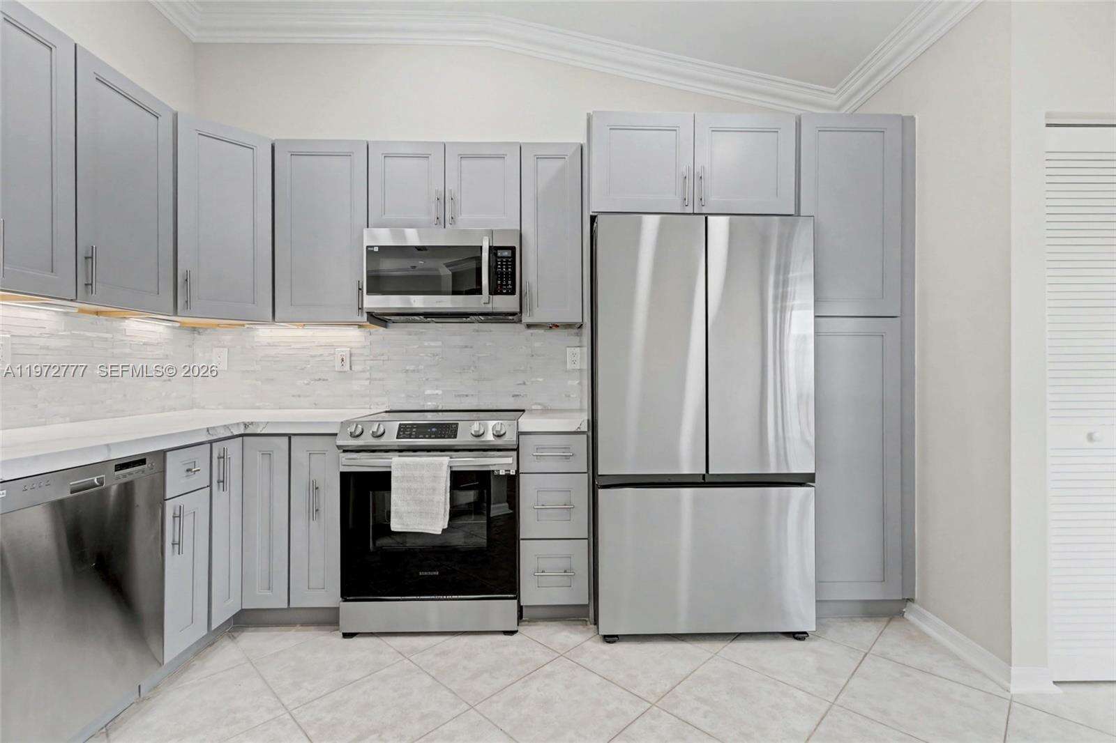 1110 Lemonwood St, Hollywood, FL 33019 | Picture 3