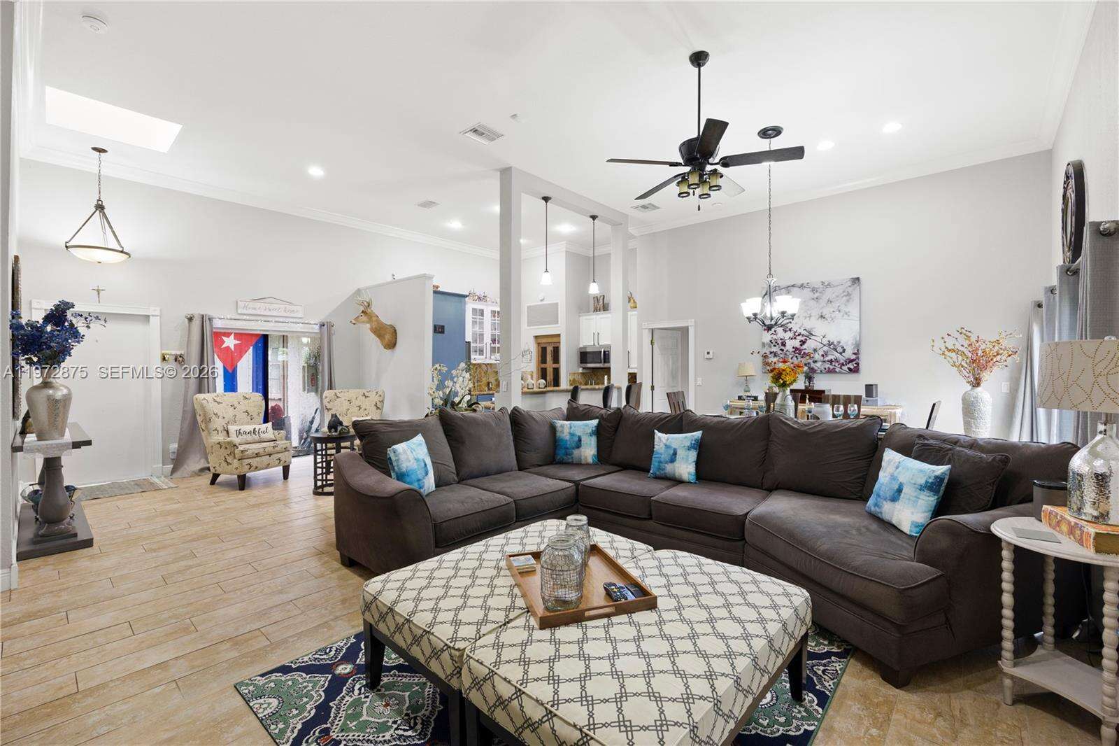 2731 Parkview Dr, Hallandale Beach, FL 33009 | Picture 17