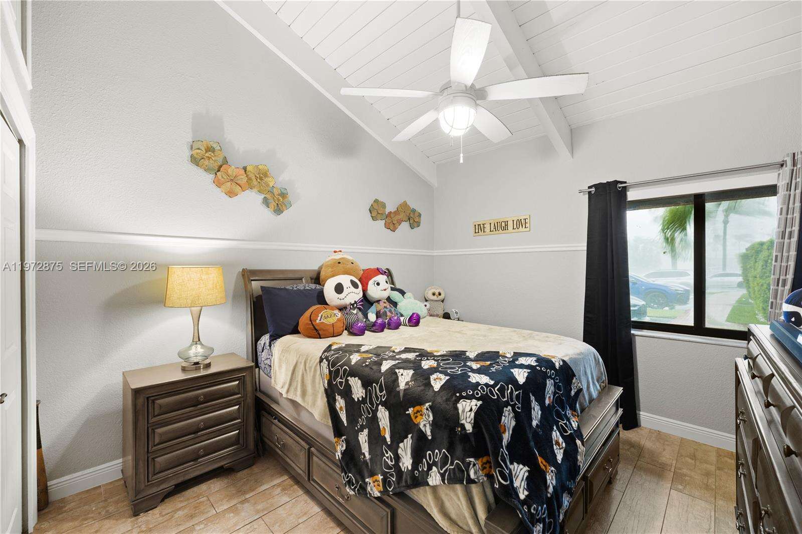 2731 Parkview Dr, Hallandale Beach, FL 33009 | Picture 38