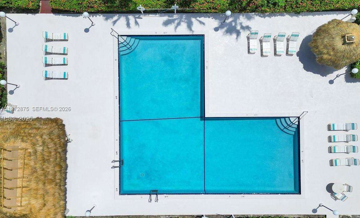 2731 Parkview Dr, Hallandale Beach, FL 33009 | Picture 5