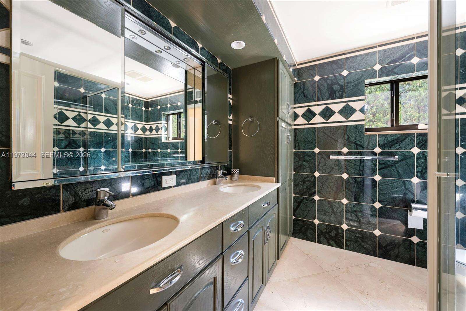  , Hallandale Beach, FL 33009 | Picture 38