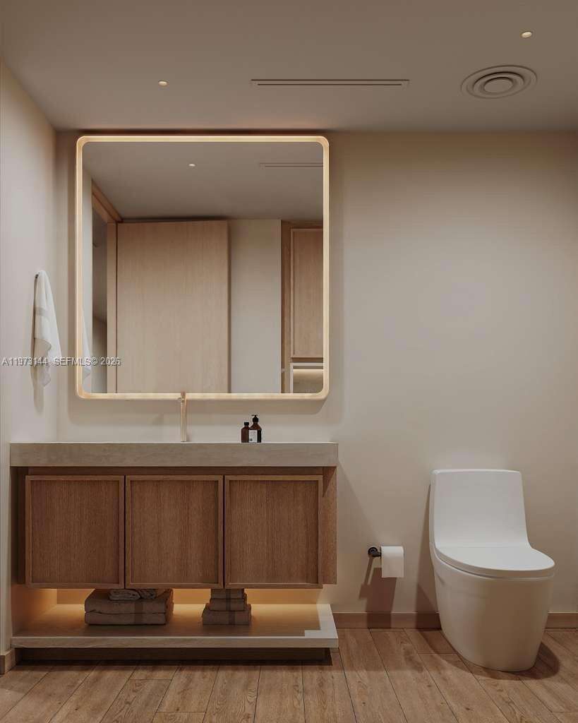 72 Shore Dr W, Miami, FL 33133 | Picture 18