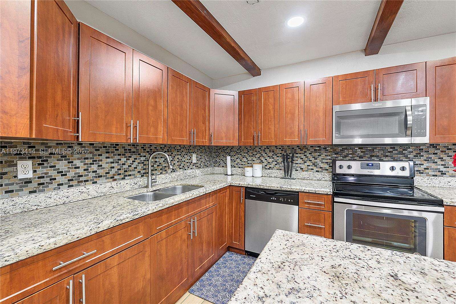 3410 72nd Ter, Hollywood, FL 33024 - For Sale photo 13