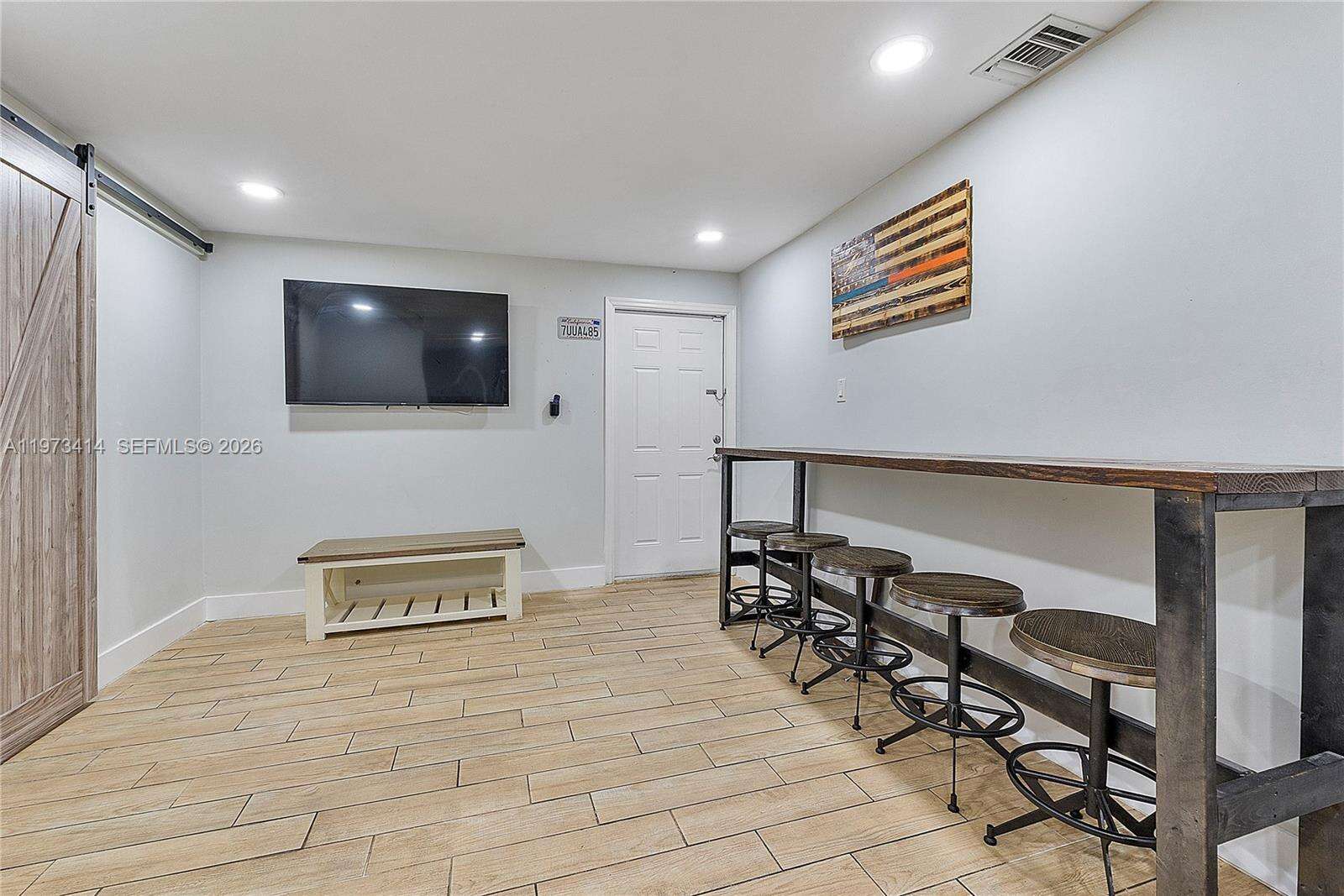 3410 72nd Ter, Hollywood, FL 33024 - For Sale photo 17