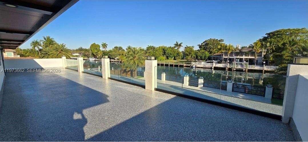 406 Holiday Dr, Hallandale Beach, FL 33009 | Picture 22