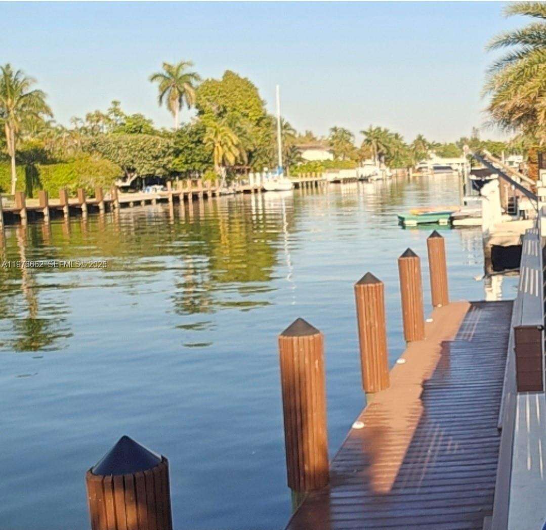 406 Holiday Dr, Hallandale Beach, FL 33009 | Picture 31