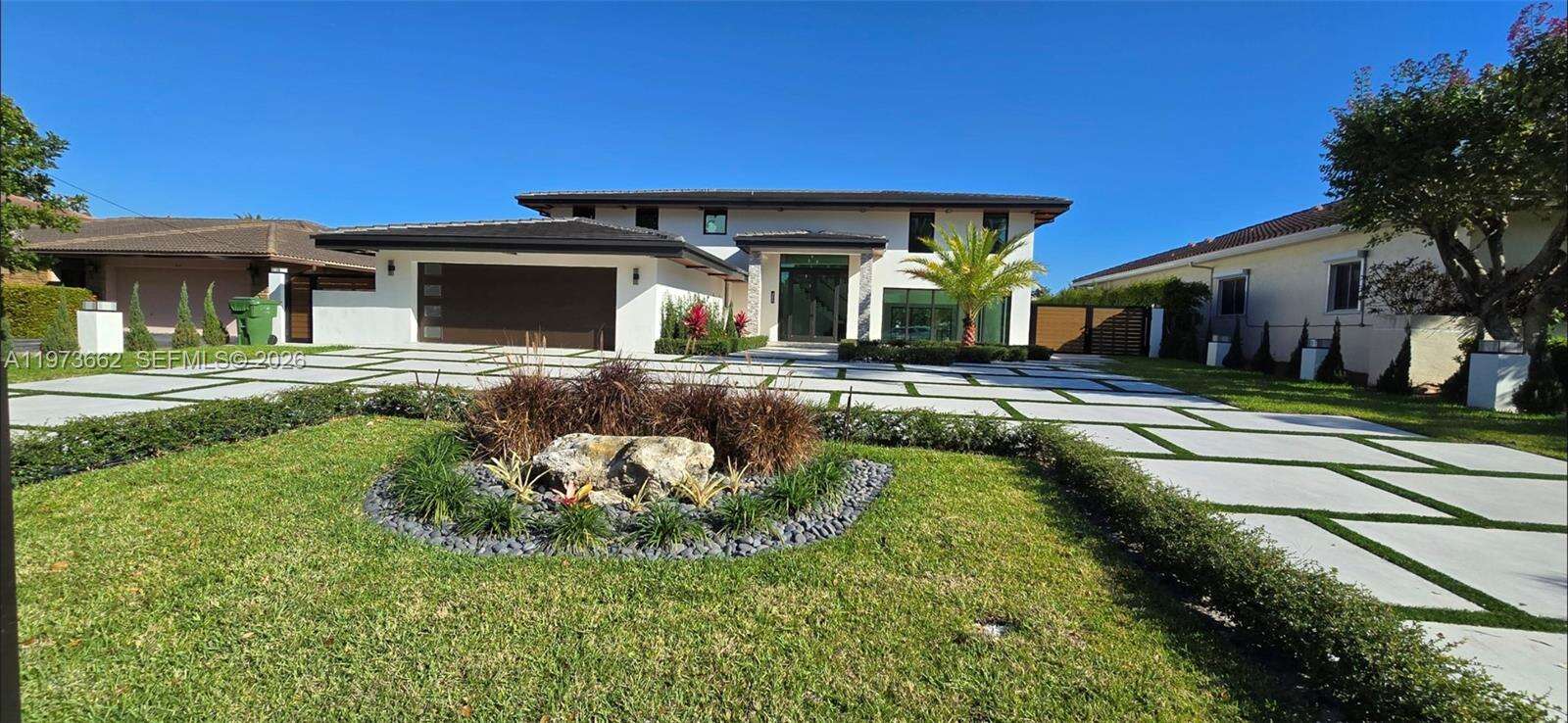 406 Holiday Dr, Hallandale Beach, FL 33009 | Picture 35