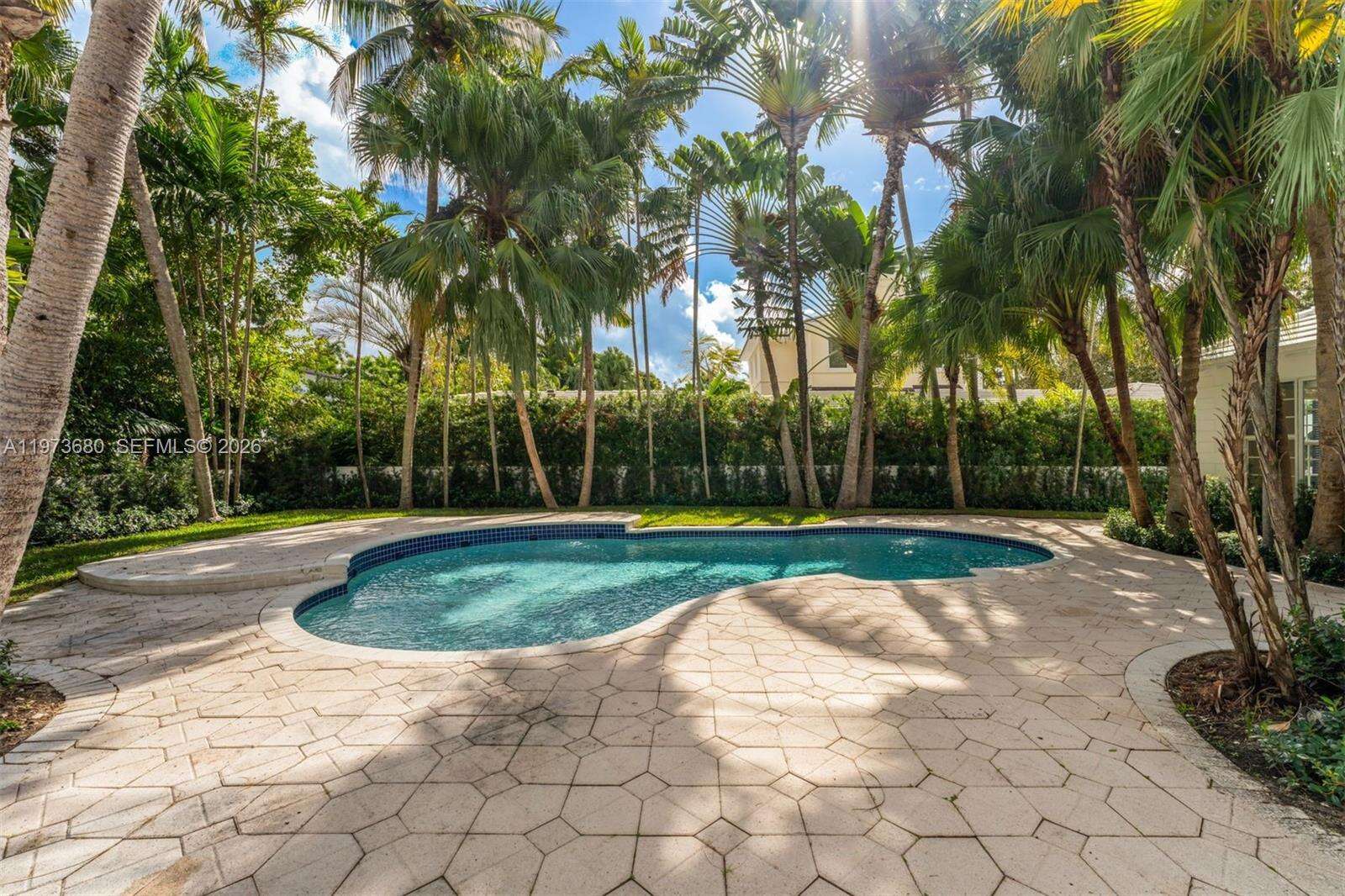 6675 Roxbury Ln, Miami Beach, FL 33141 | Picture 14