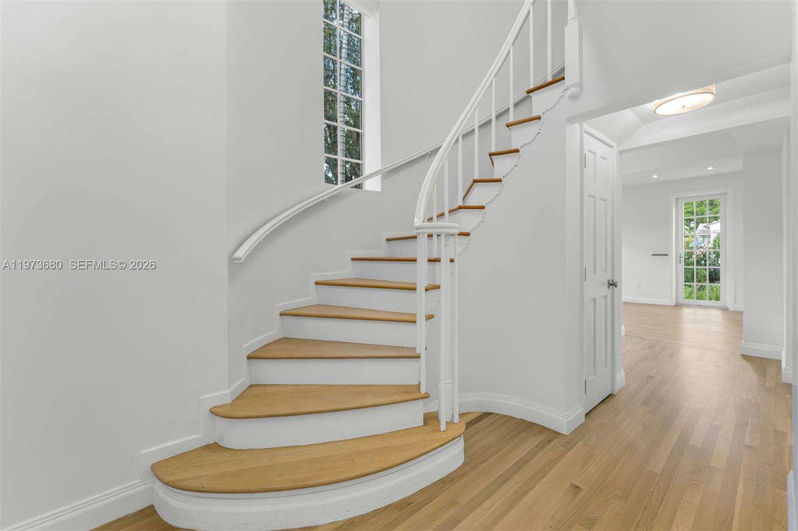 6675 Roxbury Ln, Miami Beach, FL 33141 | Picture 4