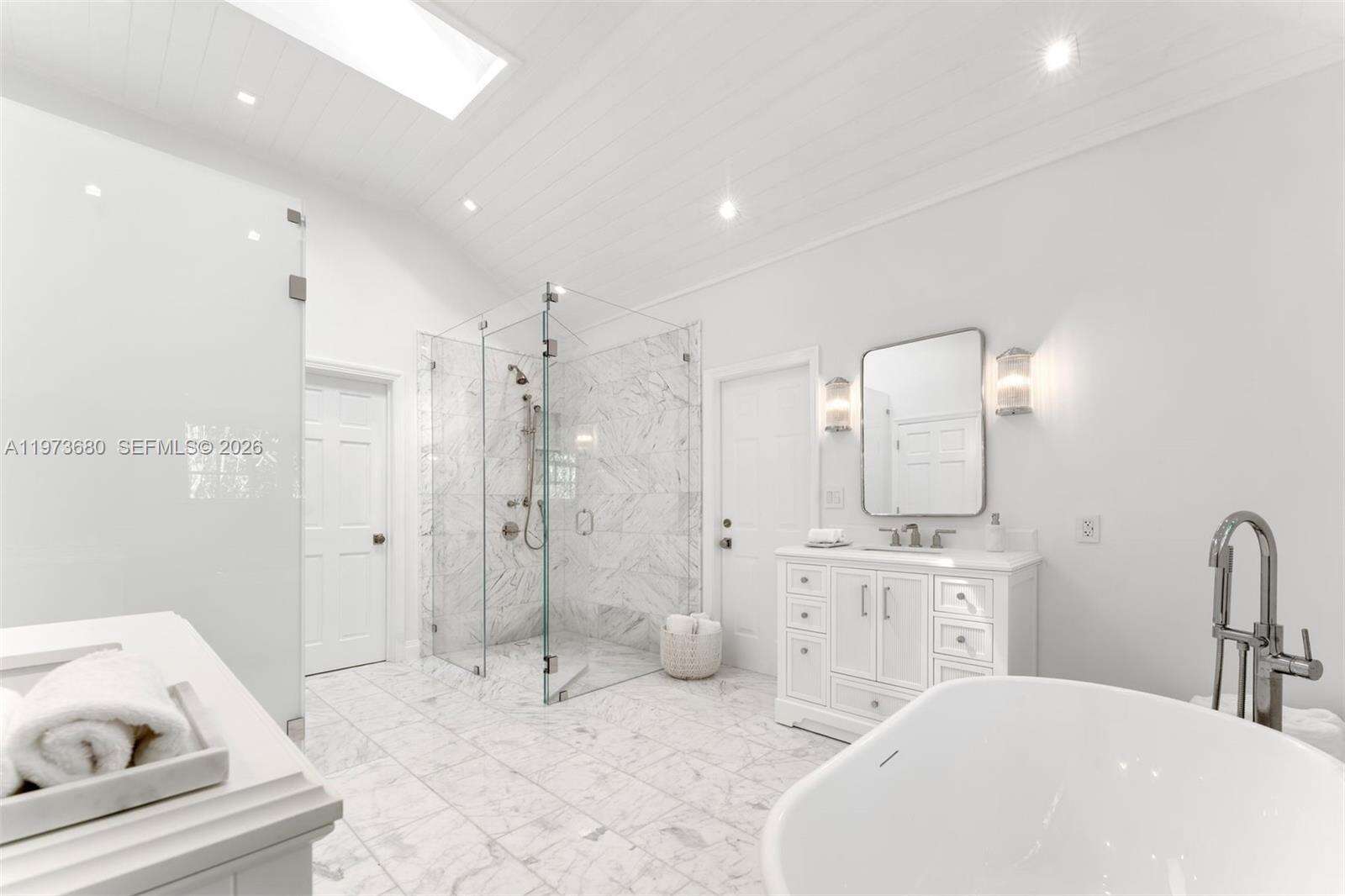 6675 Roxbury Ln, Miami Beach, FL 33141 | Picture 38