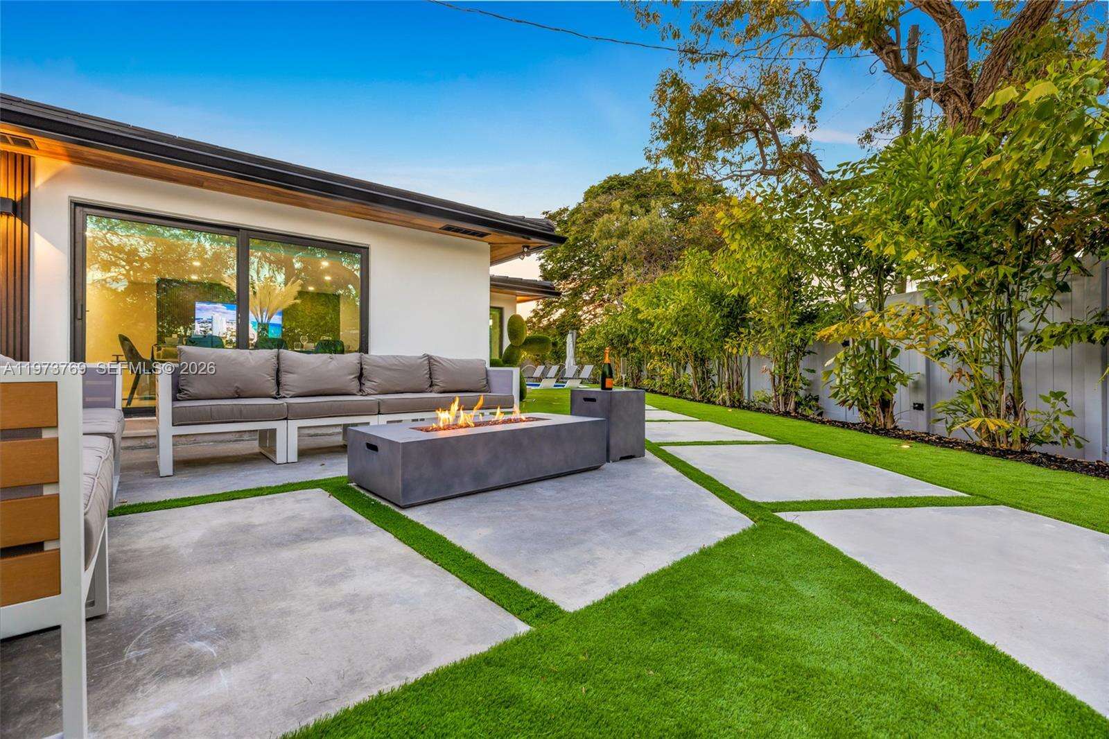 2100 9th Ave, Miami, FL 33129 | Picture 15