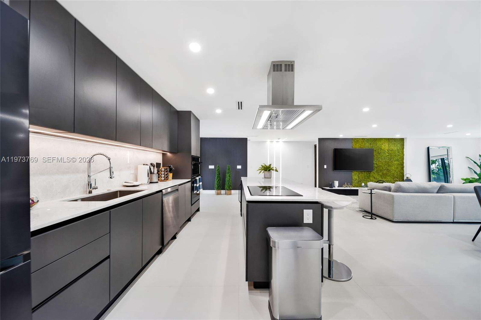 2100 9th Ave, Miami, FL 33129 | Picture 29