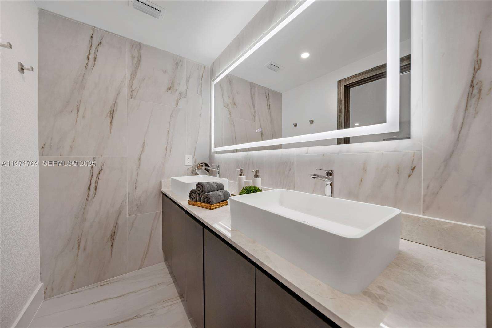 2100 9th Ave, Miami, FL 33129 | Picture 50