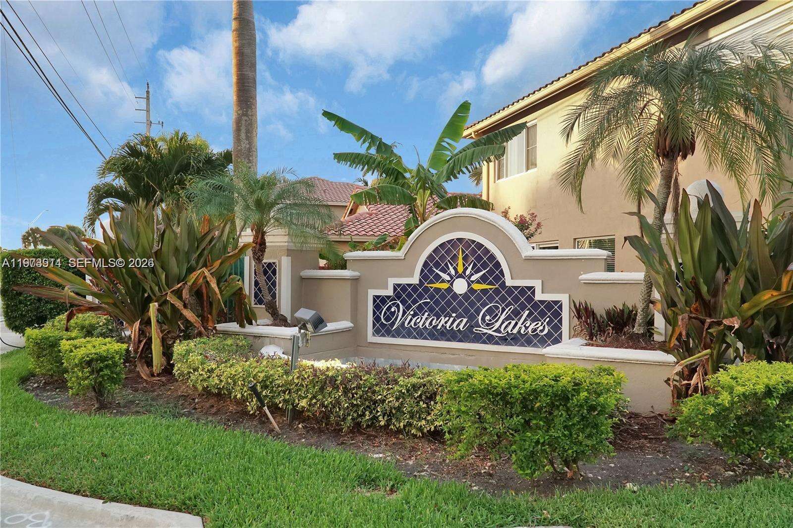 2150 100th Ave, Pembroke Pines, FL 33024 - For Sale photo 2