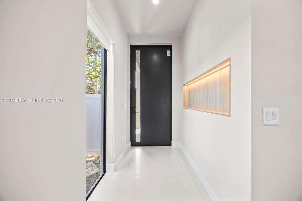 1135 11th Ave, Fort Lauderdale, FL 33304 | Picture 13