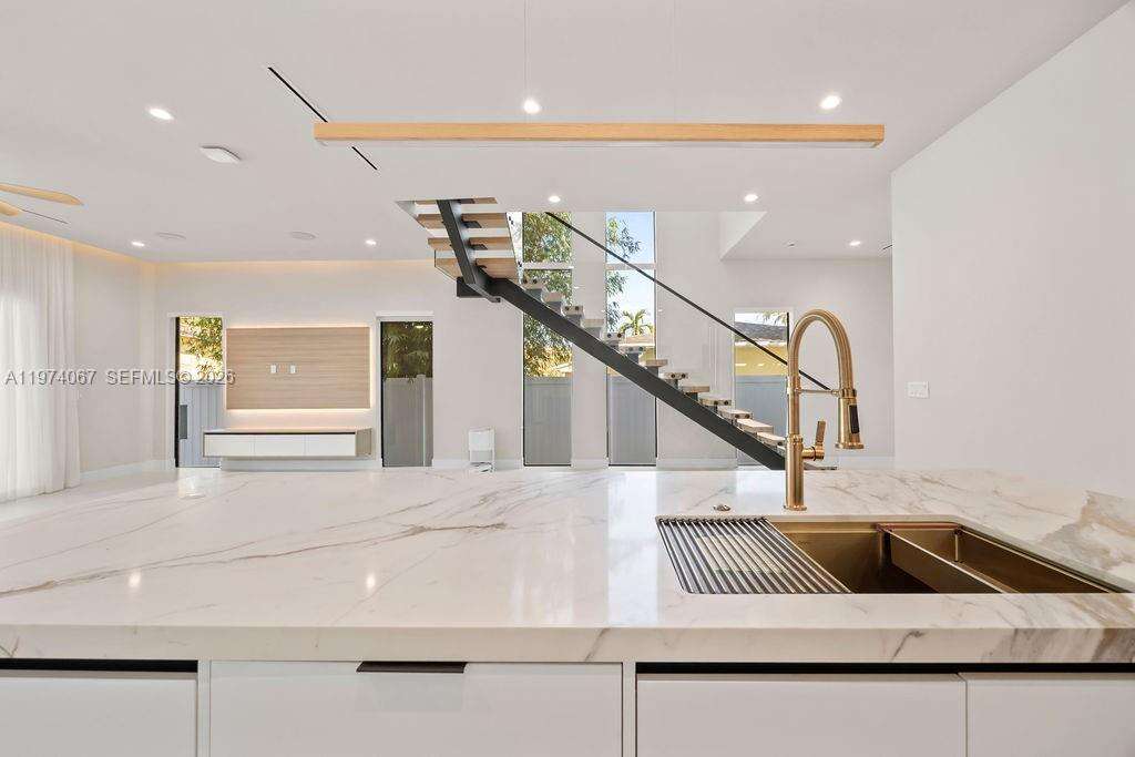 1135 11th Ave, Fort Lauderdale, FL 33304 | Picture 32