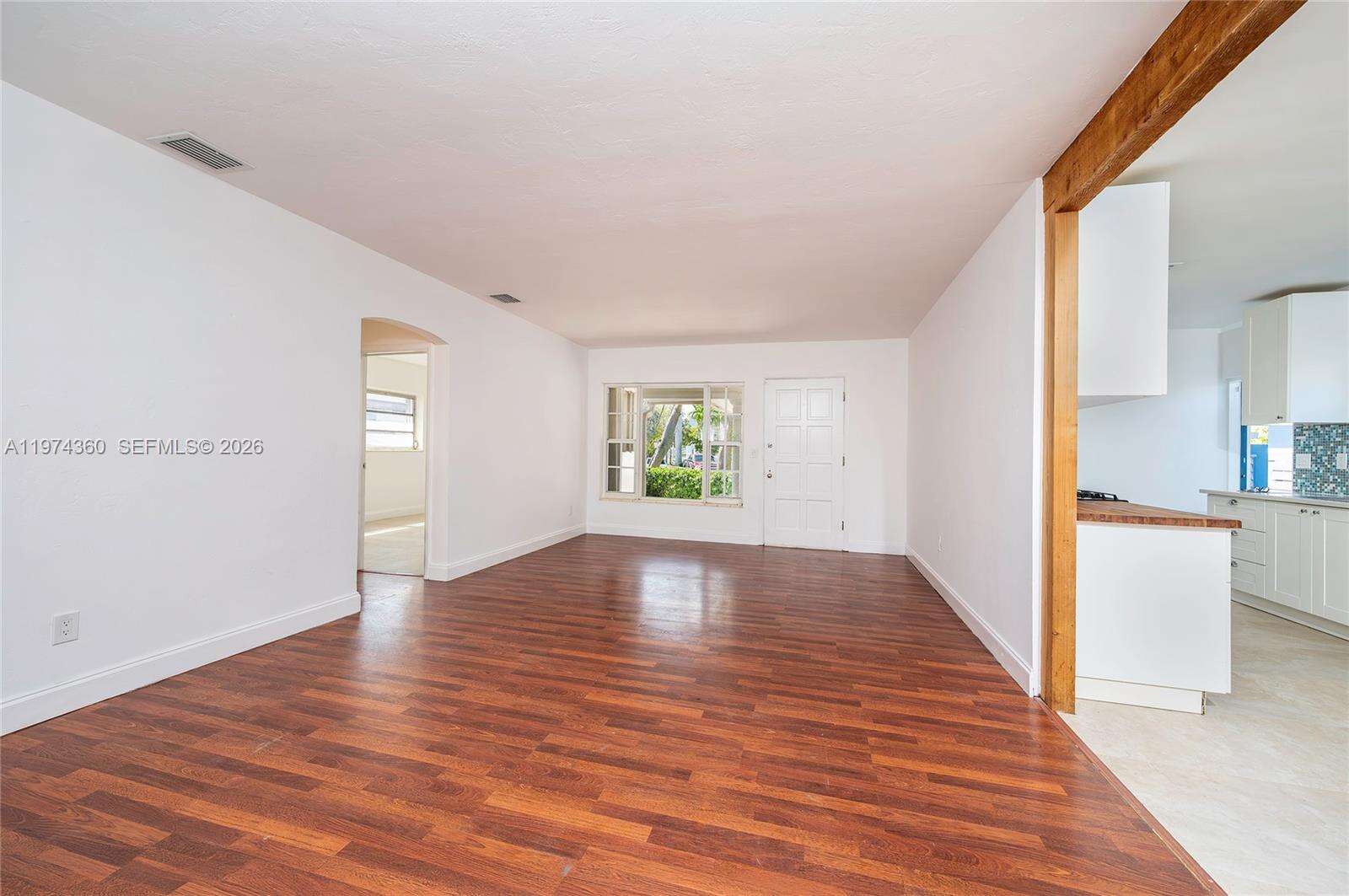 7027 Trouville Esplanade, Miami Beach, FL 33141 | Picture 2