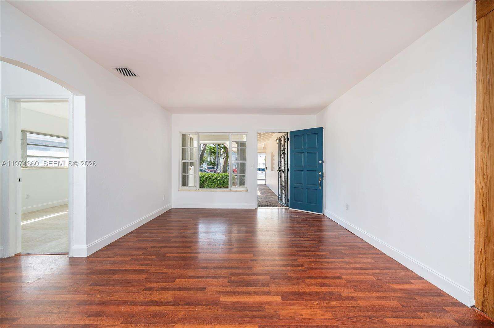7027 Trouville Esplanade, Miami Beach, FL 33141 | Picture 11