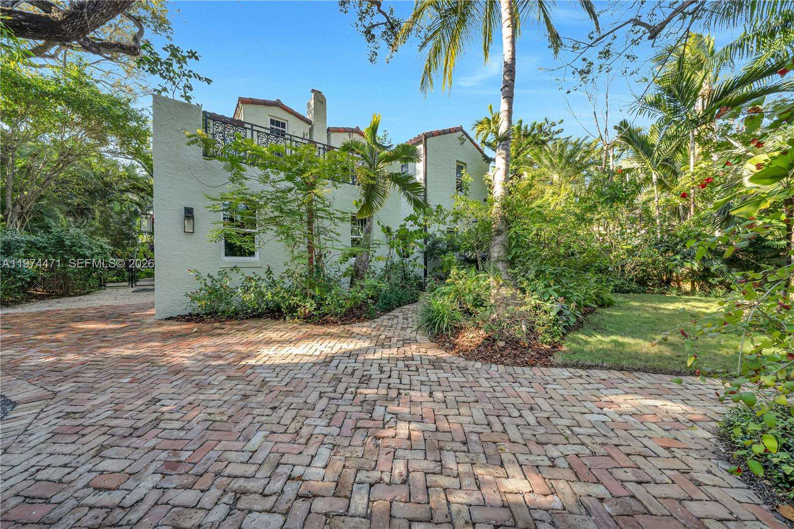 1720 Espanola Dr, Miami, FL 33133 - For Sale photo 1