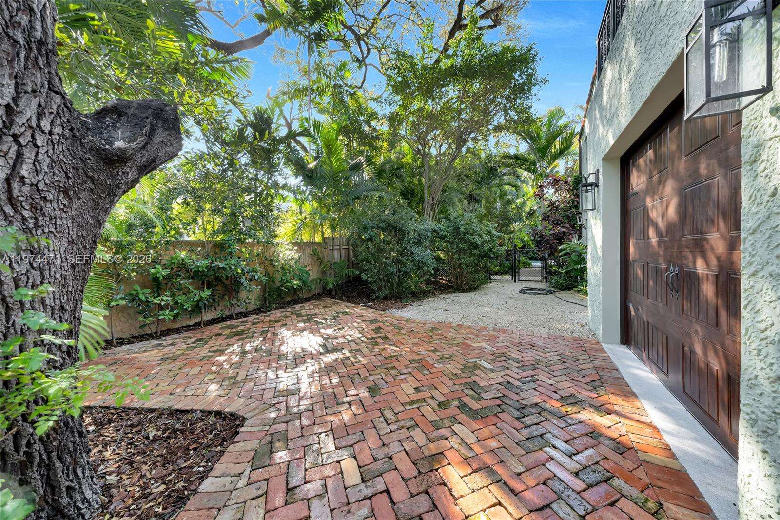 1720 Espanola Dr, Miami, FL 33133 - For Sale photo 13