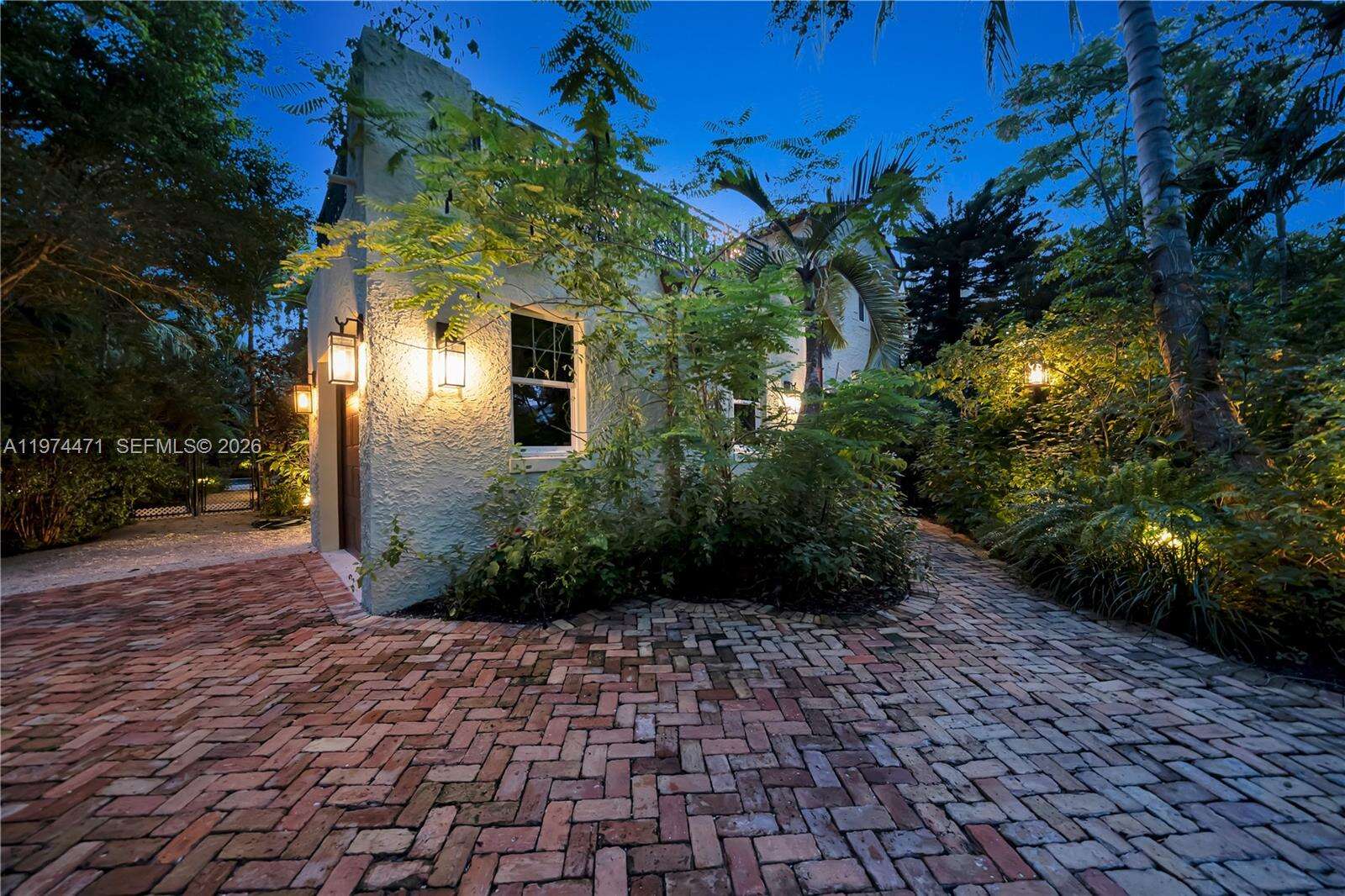 1720 Espanola Dr, Miami, FL 33133 - For Sale photo 88
