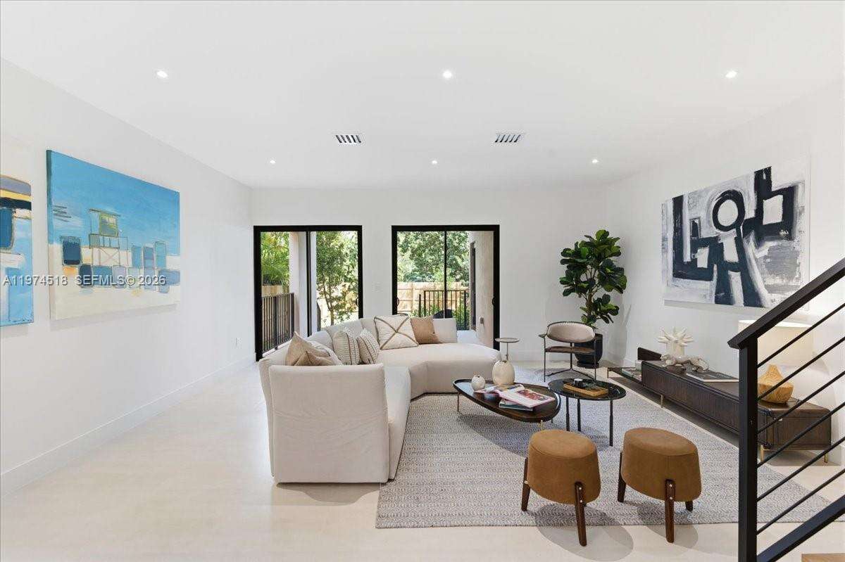 2925 36th Ave, Miami, FL 33133 | Picture 12