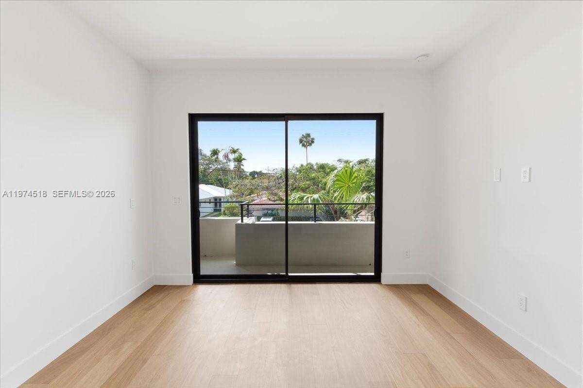 2925 36th Ave, Miami, FL 33133 | Picture 20