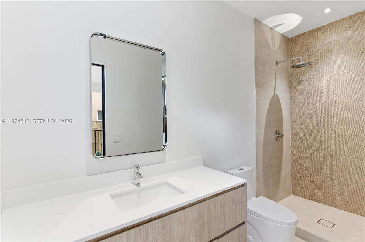 2925 36th Ave, Miami, FL 33133 | Picture 58