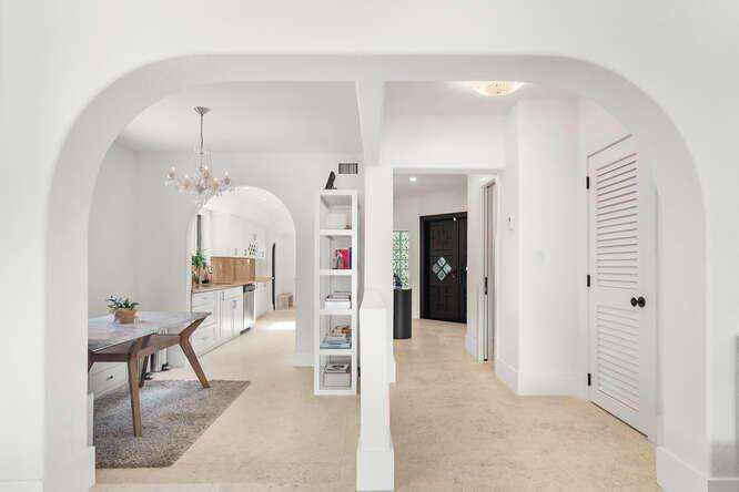 7820 Hawthorne, Miami Beach, FL 33141 - For Sale photo 13