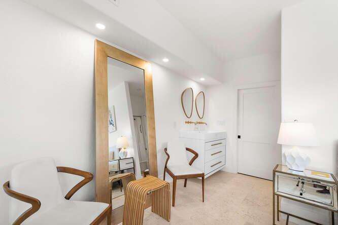 7820 Hawthorne, Miami Beach, FL 33141 - For Sale photo 19