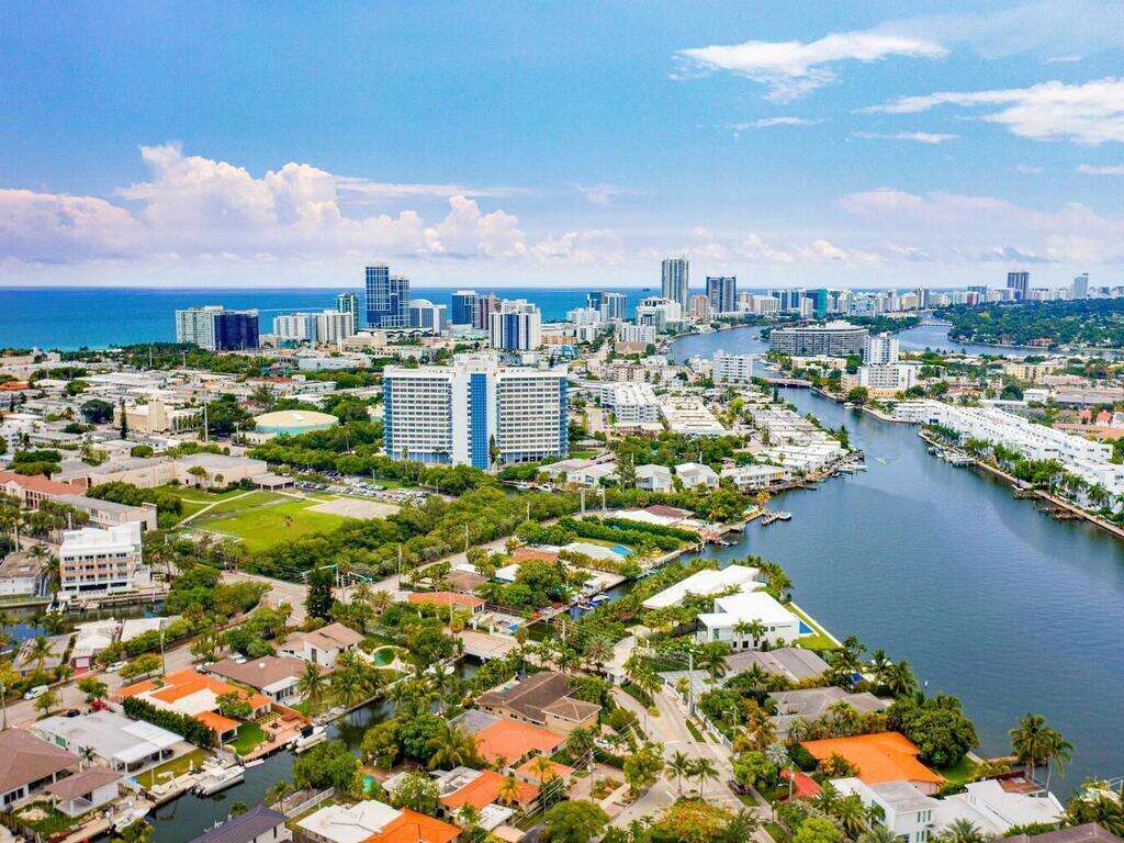 7820 Hawthorne, Miami Beach, FL 33141 - For Sale photo 35