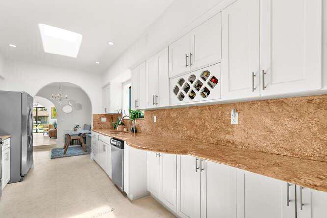7820 Hawthorne, Miami Beach, FL 33141 - For Sale photo 44