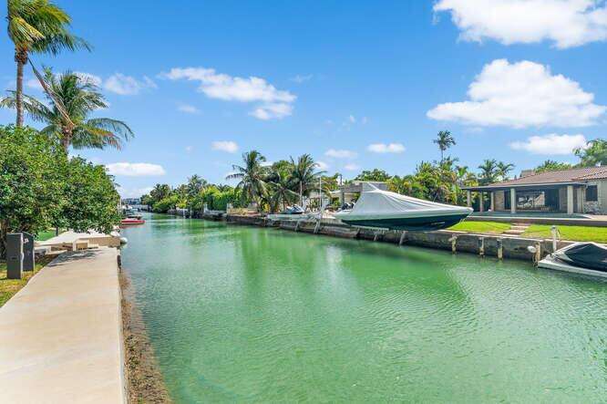 7820 Hawthorne, Miami Beach, FL 33141 - For Sale photo 54