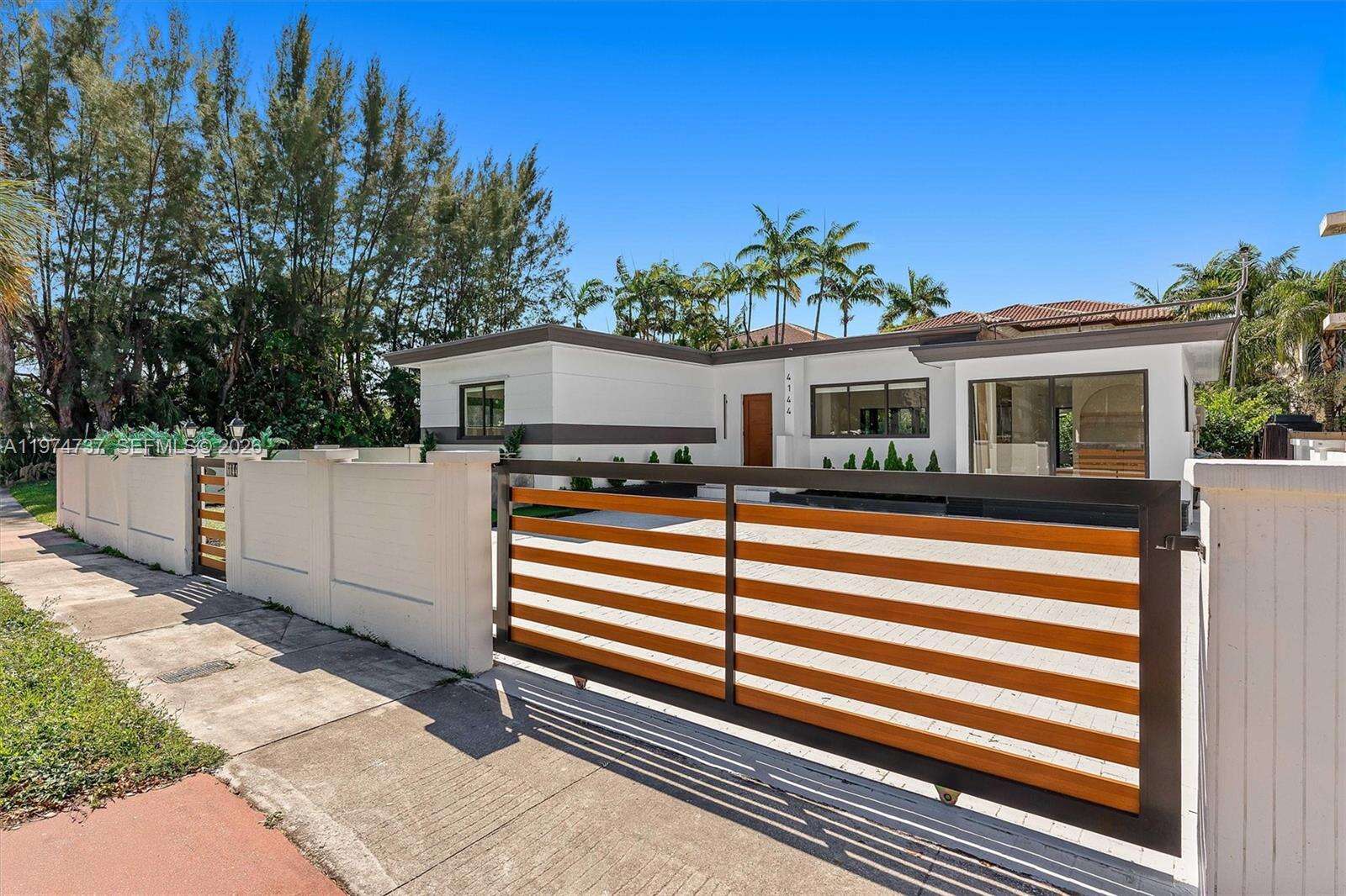 4144 Alton Rd, Miami Beach, FL 33140 | Picture 4