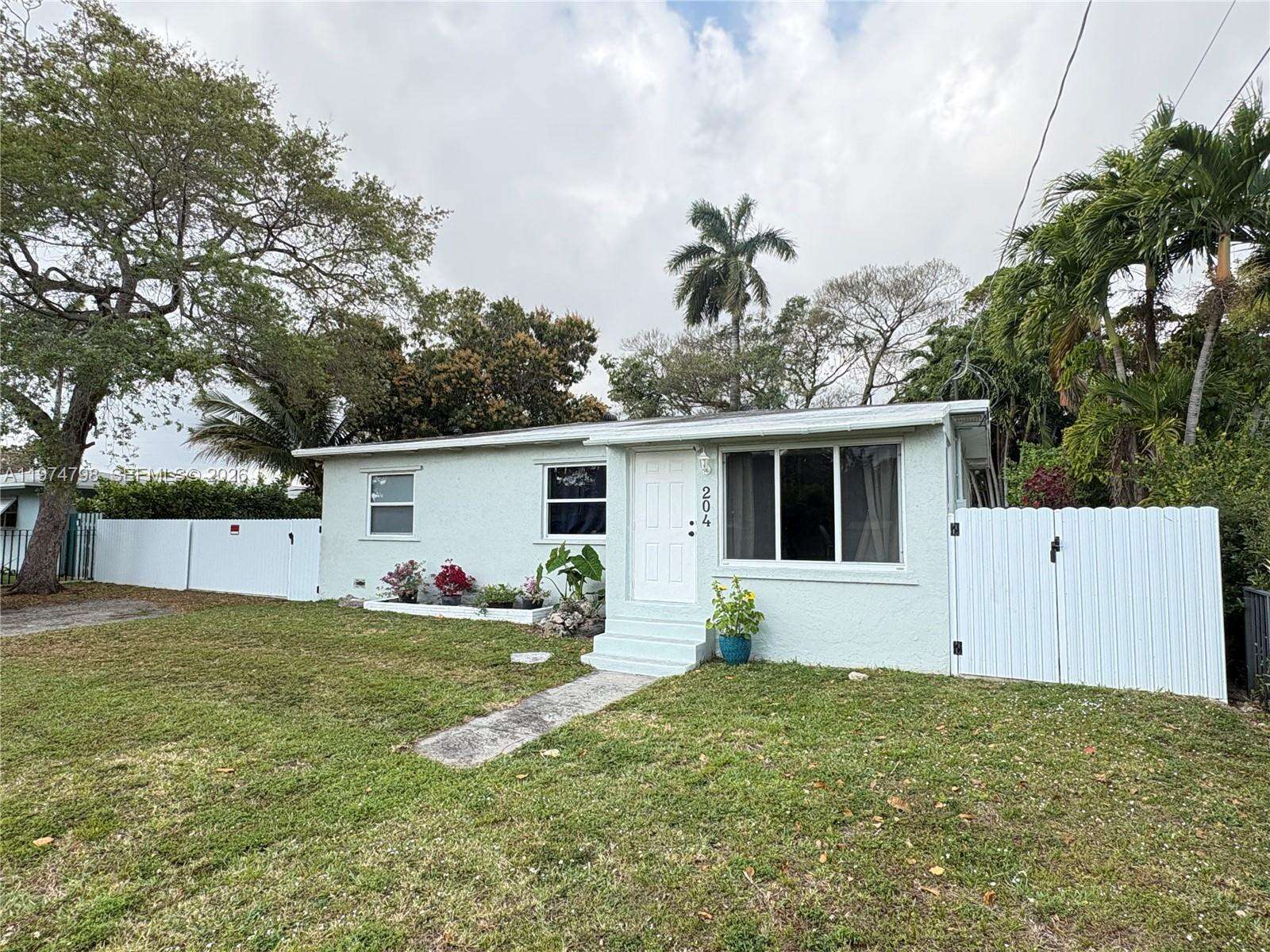 204 7th Ave, Hallandale Beach, FL 33009 | Picture 28