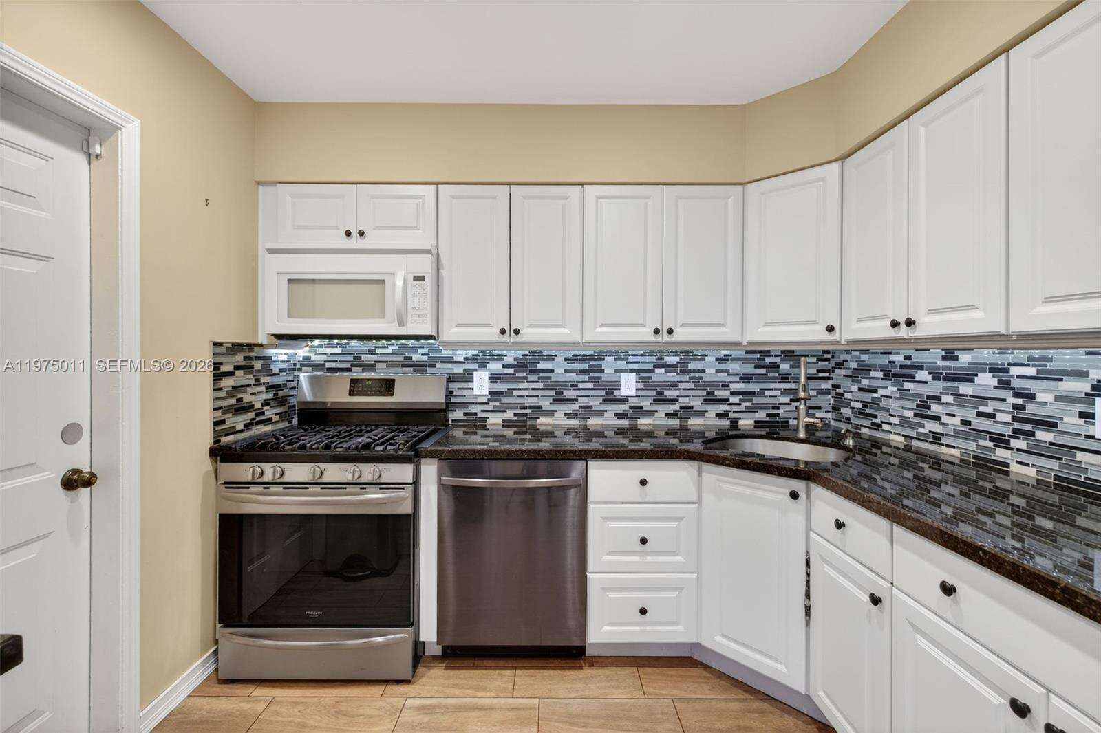 2543 Liberty St, Hollywood, FL 33020 | Picture 25