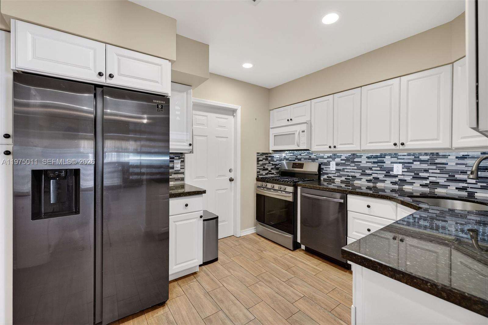 2543 Liberty St, Hollywood, FL 33020 | Picture 5