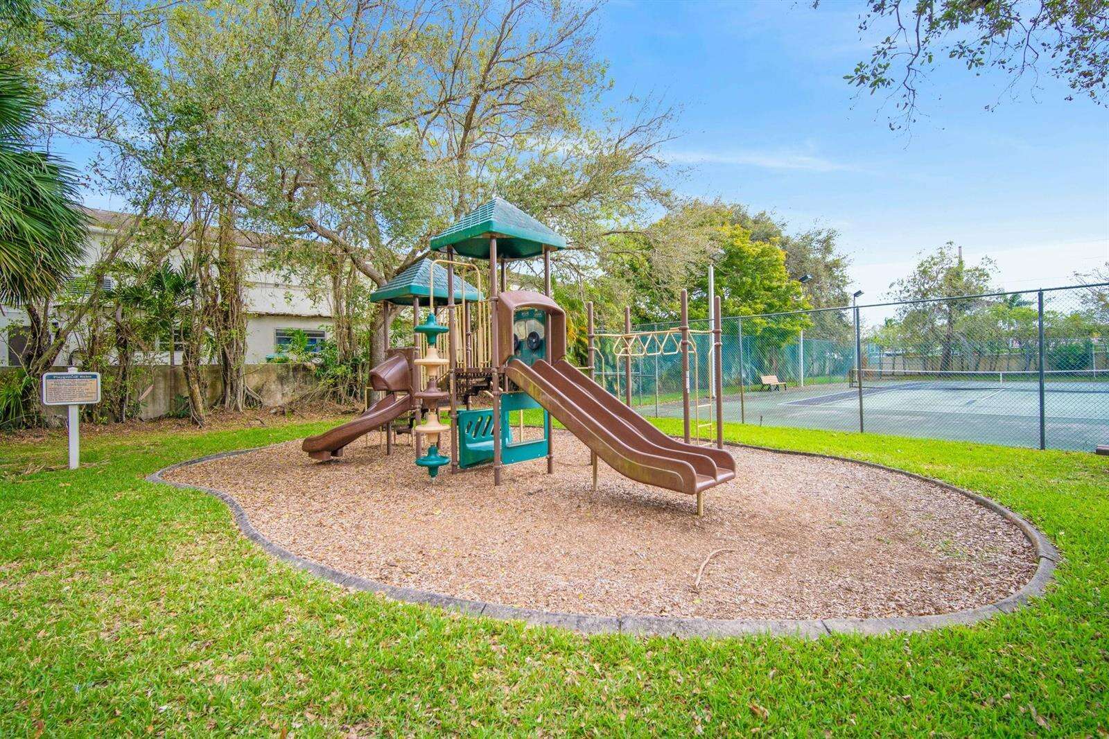 5720 33rd, Hollywood, FL 33312 - For Sale photo 63