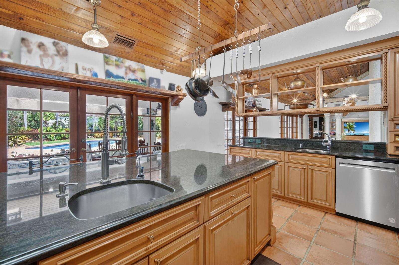 5720 33rd, Hollywood, FL 33312 - For Sale photo 10