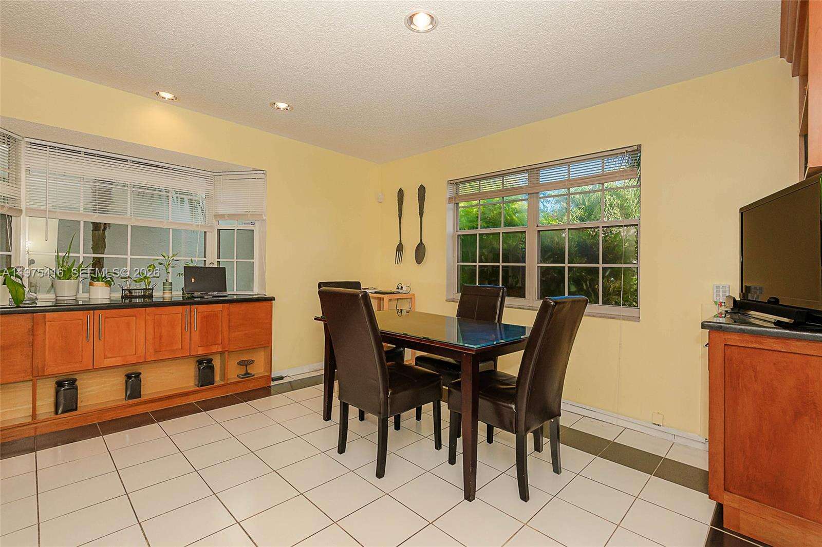 2518 206th Ter, Miami, FL 33180 | Picture 29