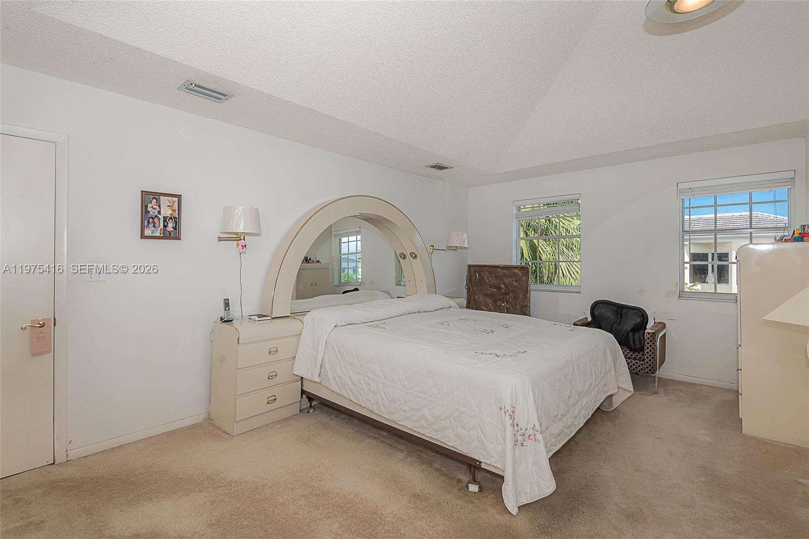 2518 206th Ter, Miami, FL 33180 | Picture 37