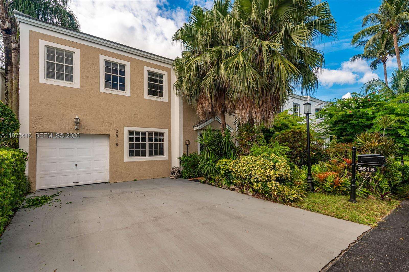 2518 206th Ter, Miami, FL 33180 | Picture 7