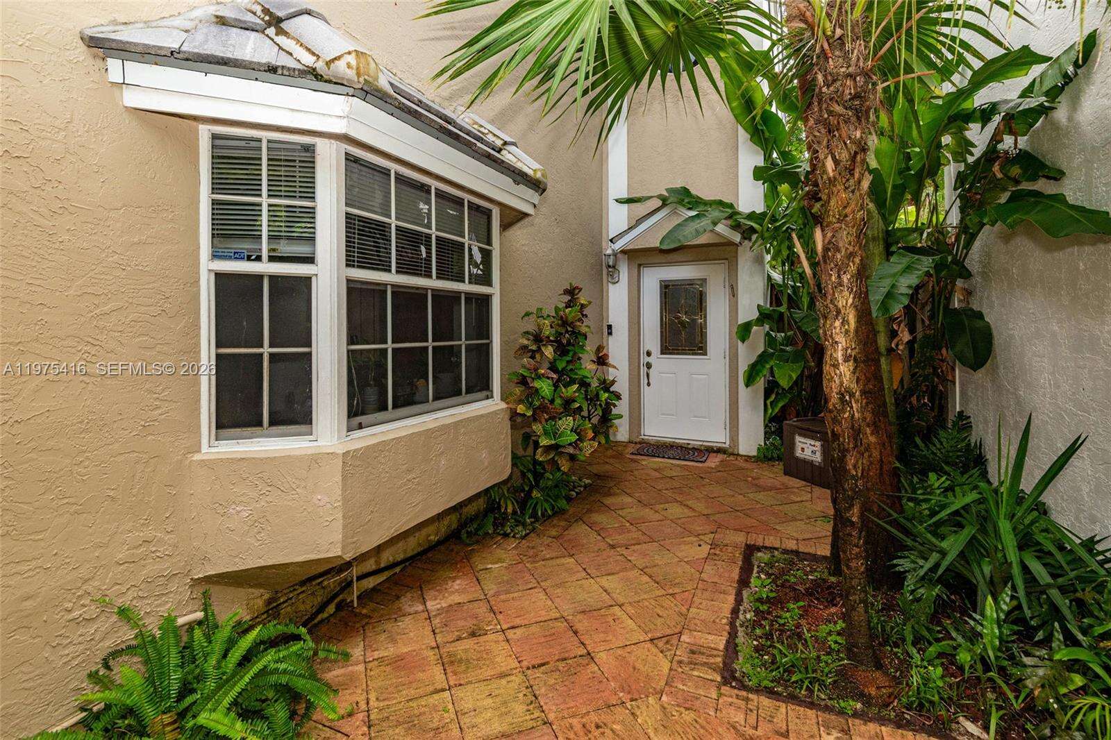 2518 206th Ter, Miami, FL 33180 | Picture 8