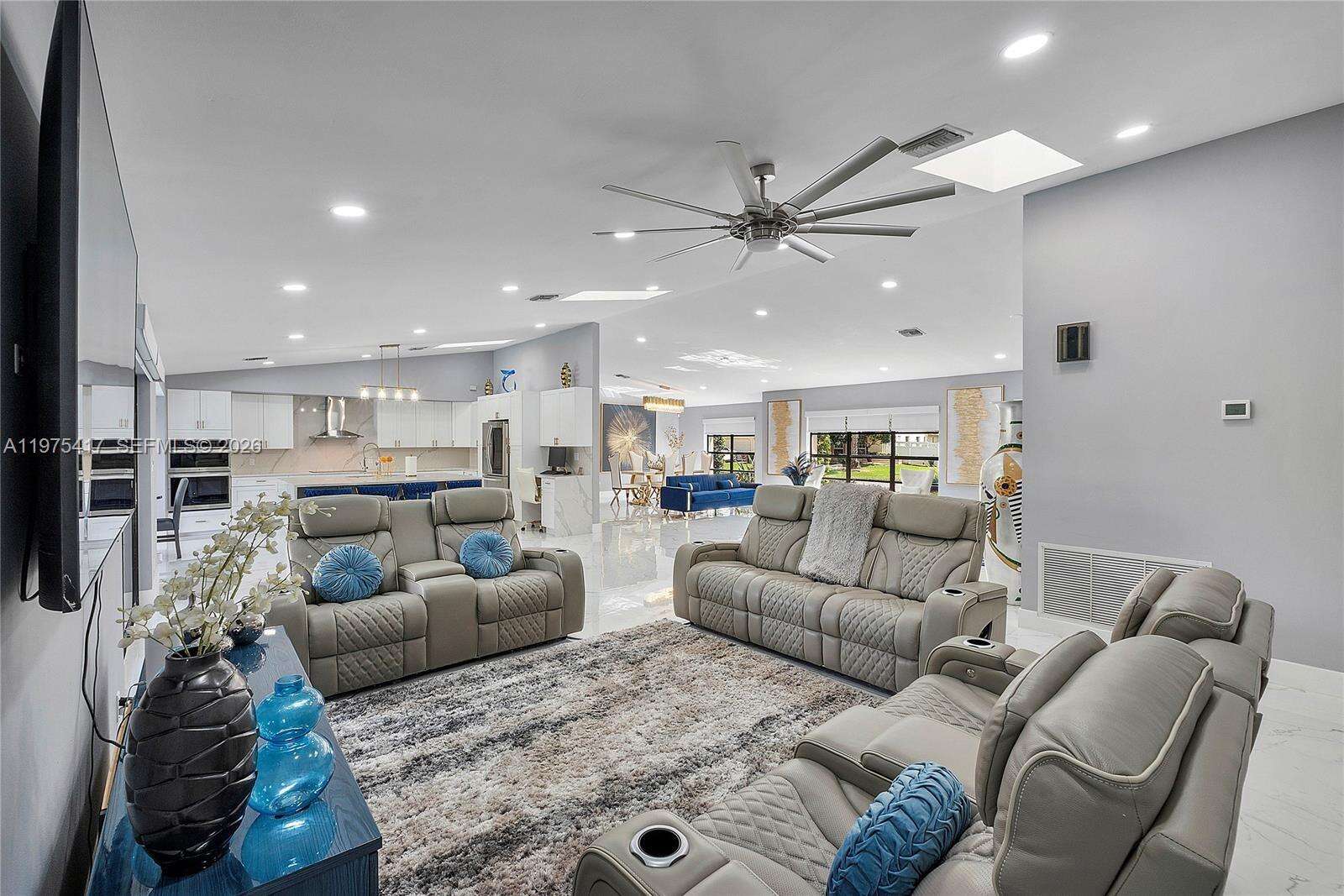 8551 53rd Ct, Coral Springs, FL 33067 - For Sale photo 5