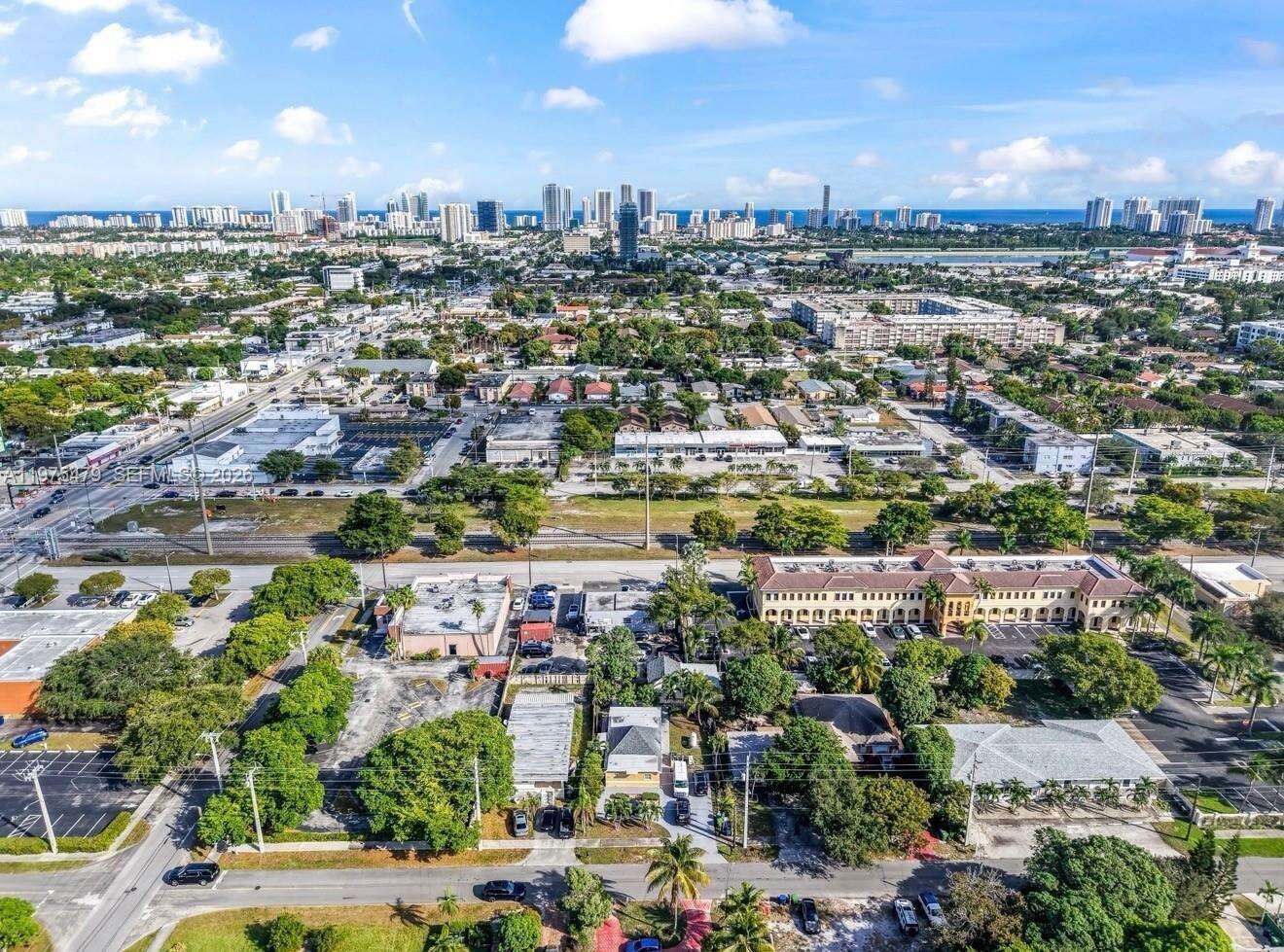 109 1st Ave, Hallandale Beach, FL 33009 | Picture 22