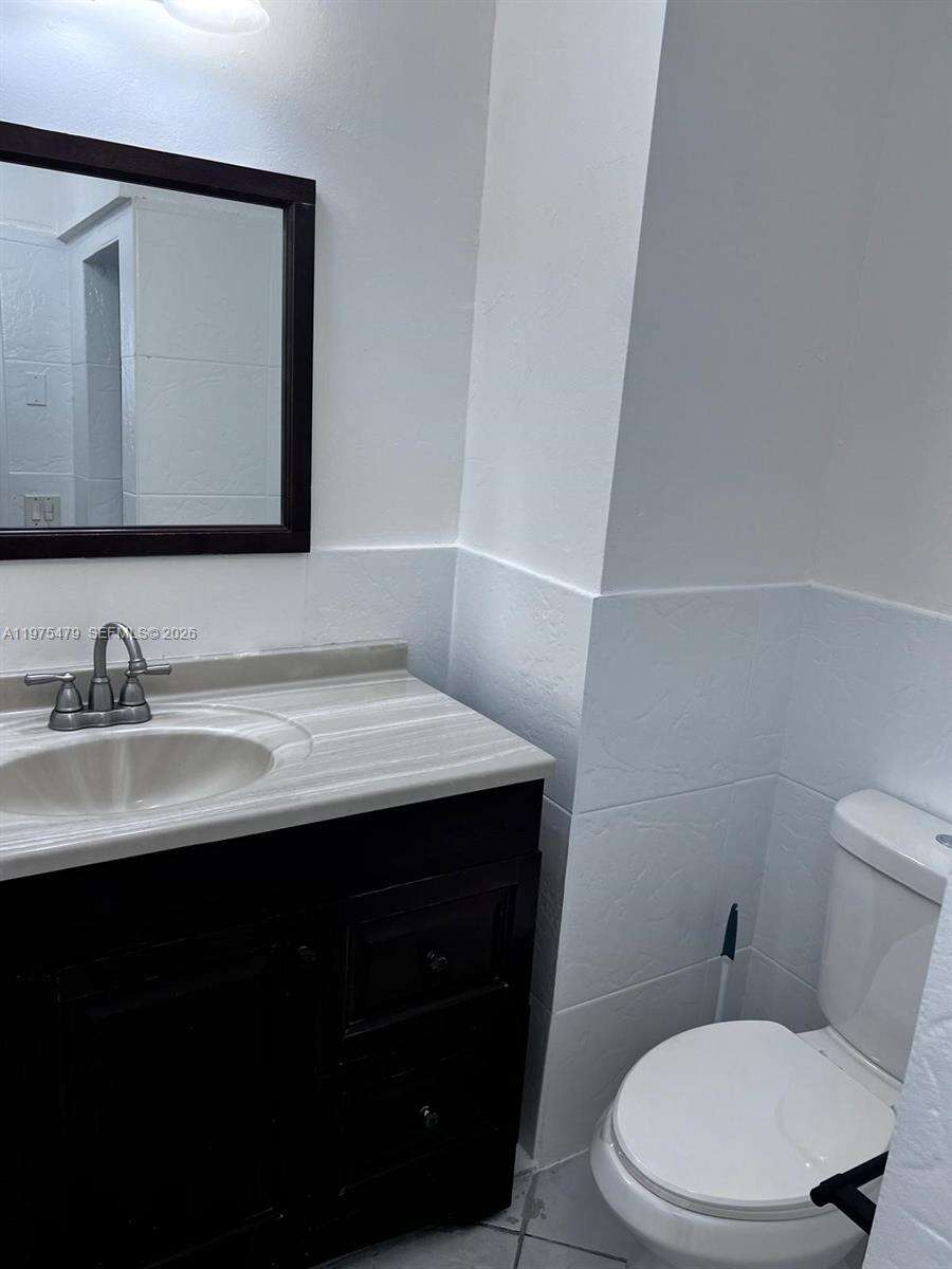 109 1st Ave, Hallandale Beach, FL 33009 | Picture 9